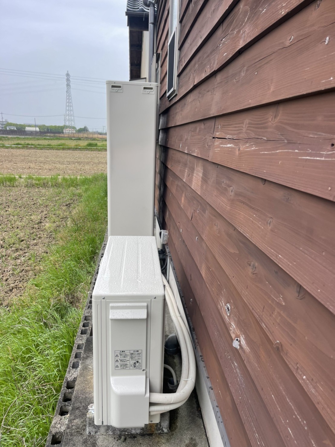 エコキュート事例90|シンワサービス|安城の激安エコキュートはお任せ下さい・給湯器の取付と電気工事|愛知県・三河・安城・刈谷・高浜・碧南・知立