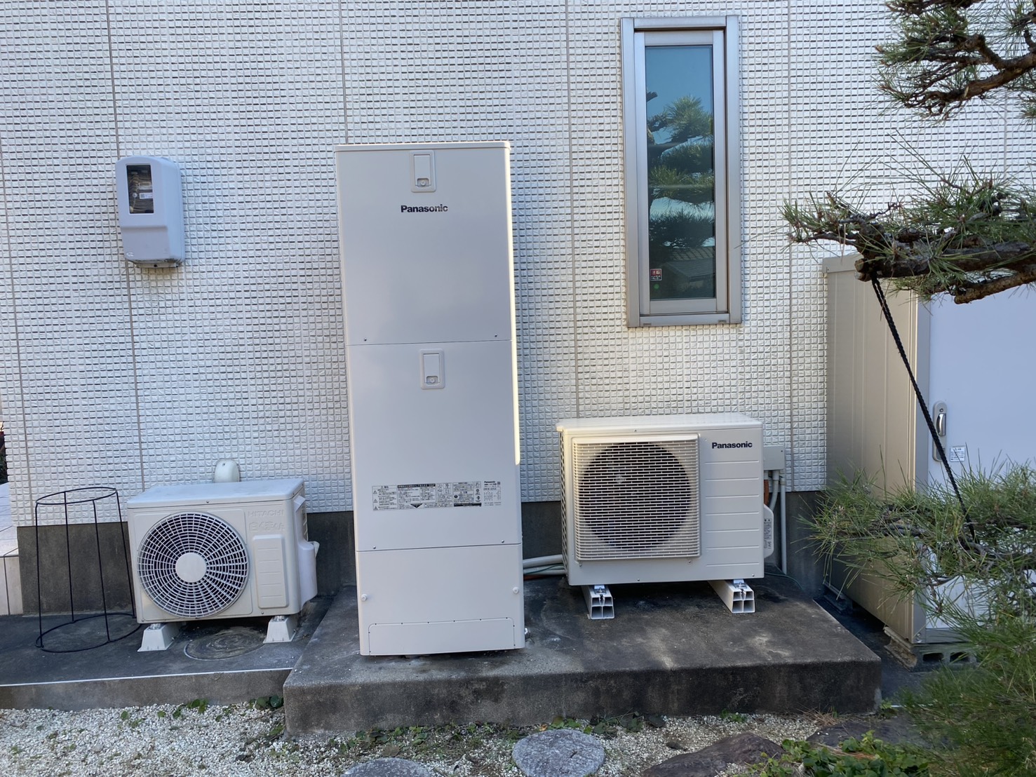 エコキュート事例110|シンワサービス|安城の激安エコキュートはお任せ下さい・給湯器の取付と電気工事|愛知県・三河・安城・刈谷・高浜・碧南・知立