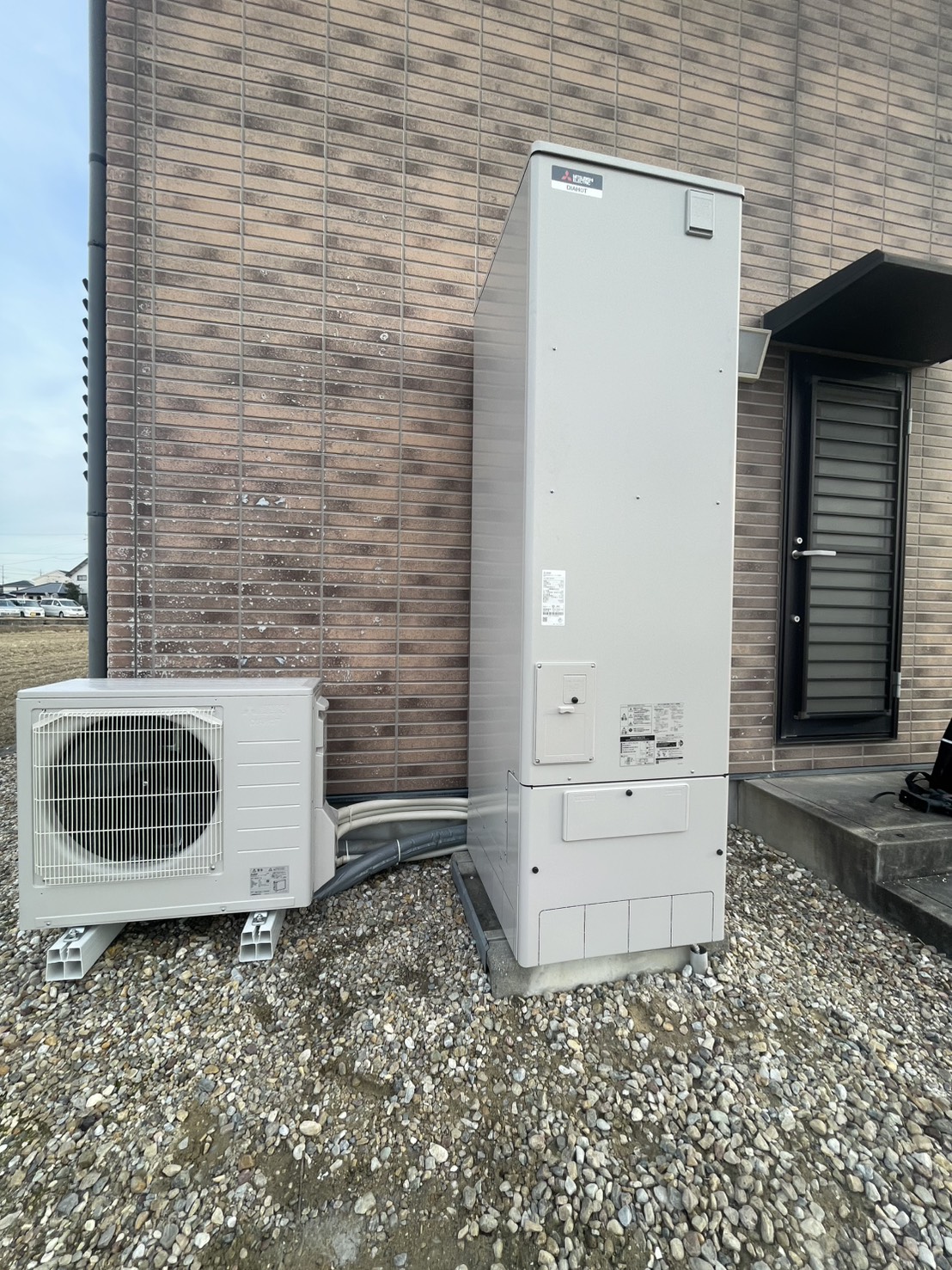 エコキュート事例118|シンワサービス|安城の激安エコキュートはお任せ下さい・給湯器の取付と電気工事|愛知県・三河・安城・刈谷・高浜・碧南・知立