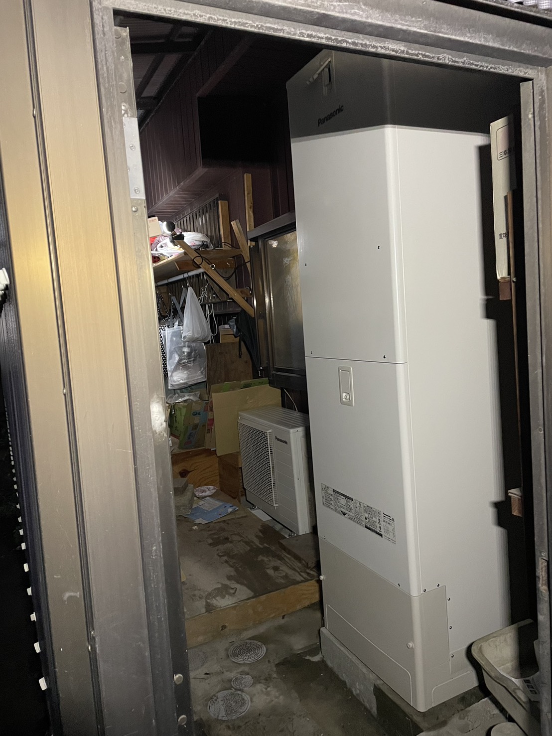 エコキュート事例131|シンワサービス|安城の激安エコキュートはお任せ下さい・給湯器の取付と電気工事|愛知県・三河・安城・刈谷・高浜・碧南・知立