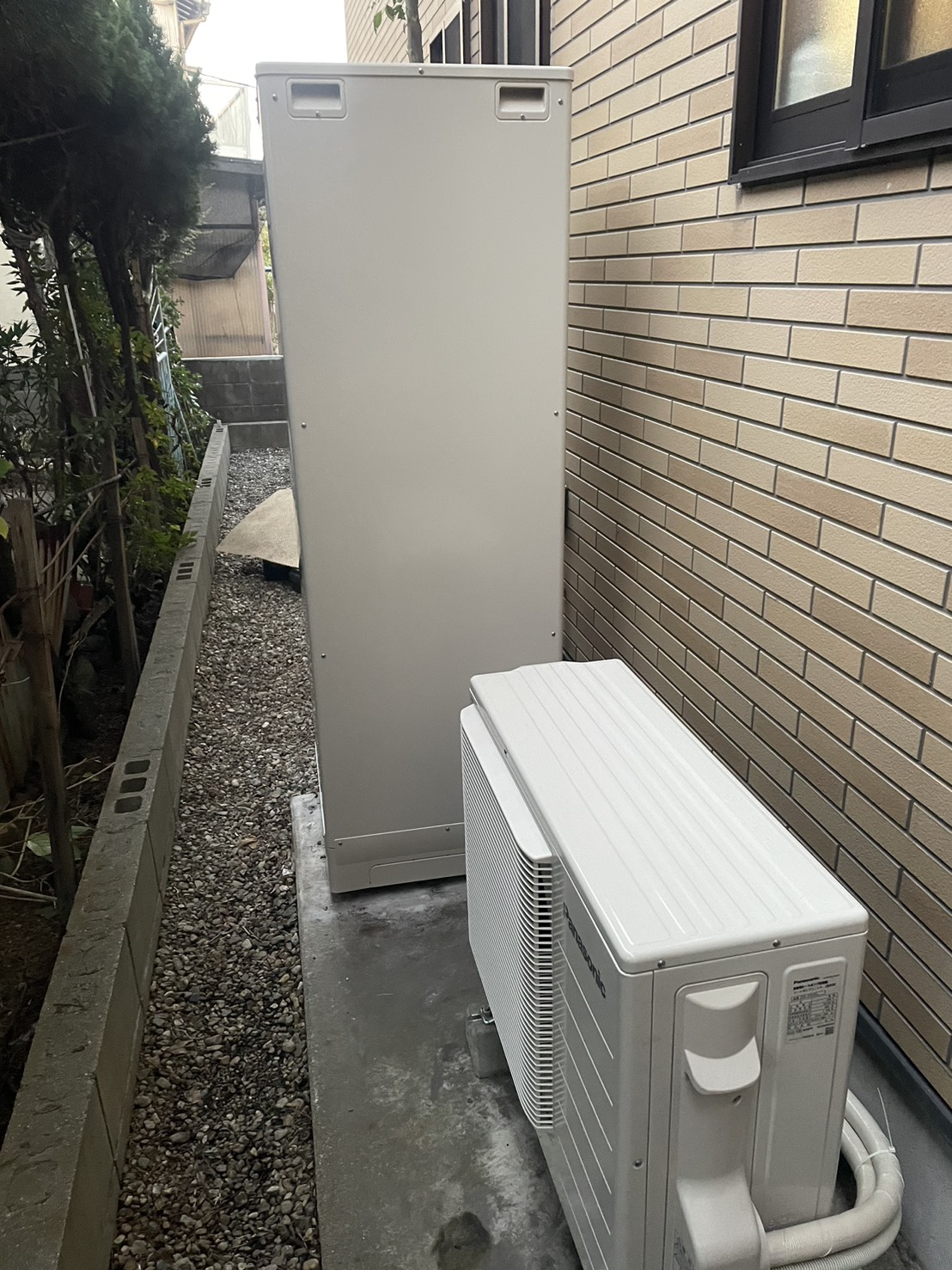 エコキュート事例140|シンワサービス|安城の激安エコキュートはお任せ下さい・給湯器の取付と電気工事|愛知県・三河・安城・刈谷・高浜・碧南・知立