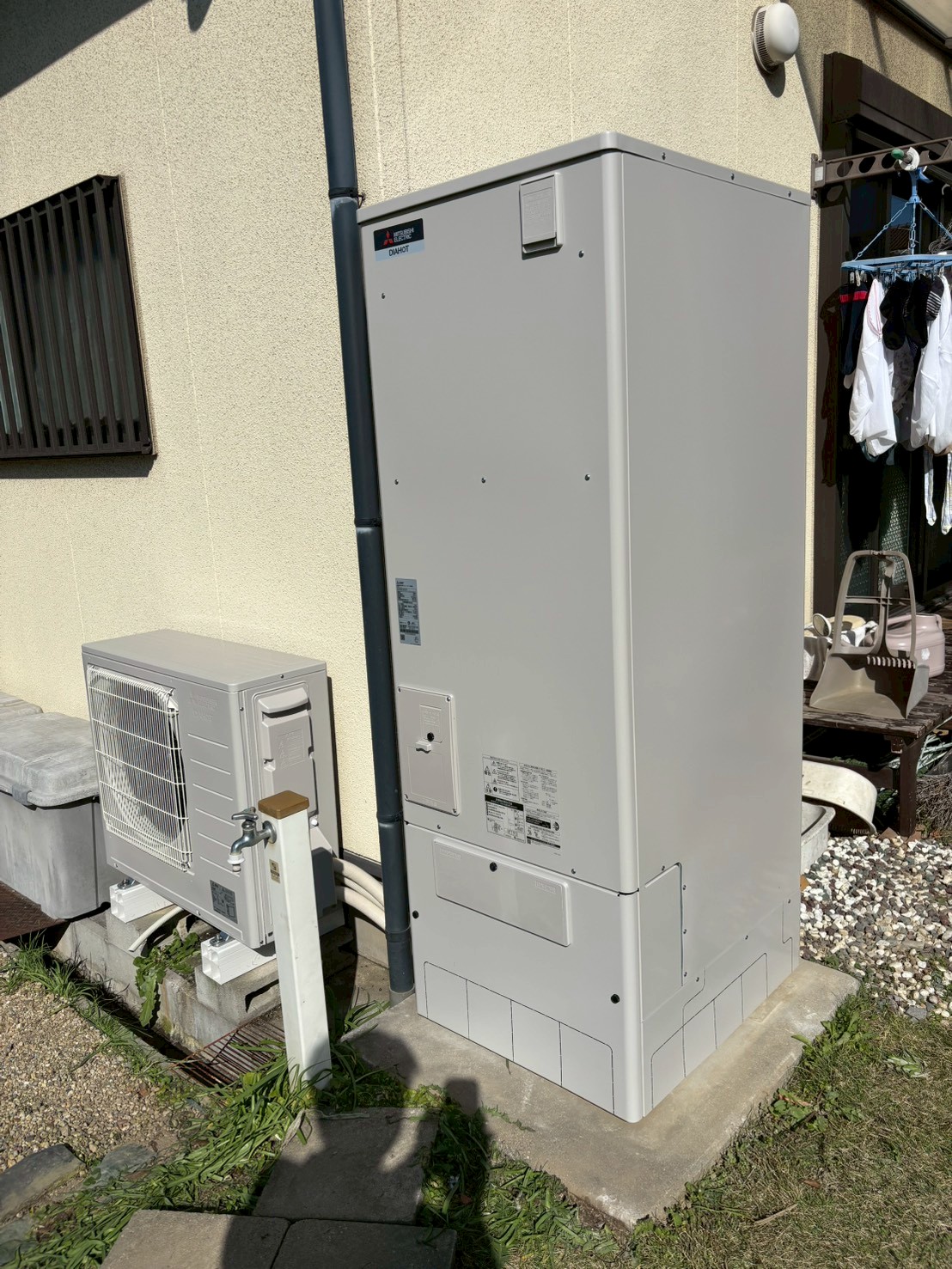 エコキュート事例151|シンワサービス|安城の激安エコキュートはお任せ下さい・給湯器の取付と電気工事|愛知県・三河・安城・刈谷・高浜・碧南・知立