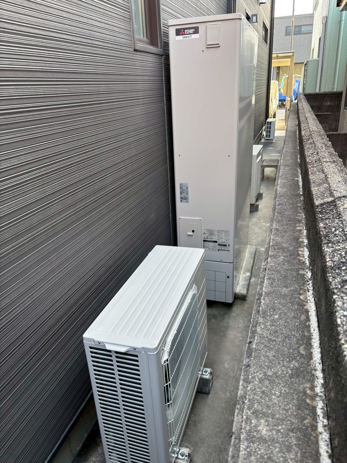 エコキュート事例147|シンワサービス|安城の激安エコキュートはお任せ下さい・給湯器の取付と電気工事|愛知県・三河・安城・刈谷・高浜・碧南・知立
